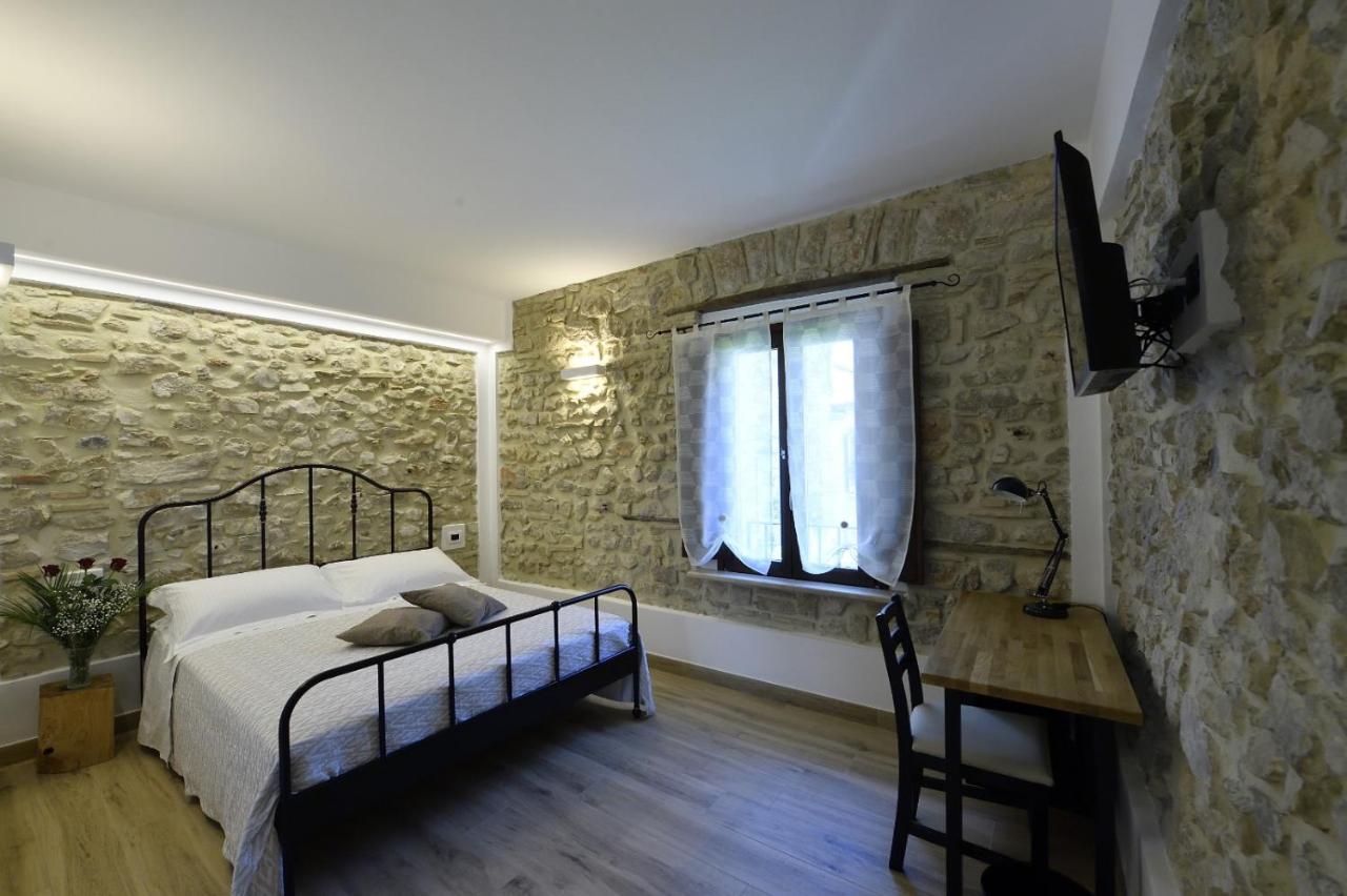Le Benedettine Affittacamere Relais Fondi Exterior foto